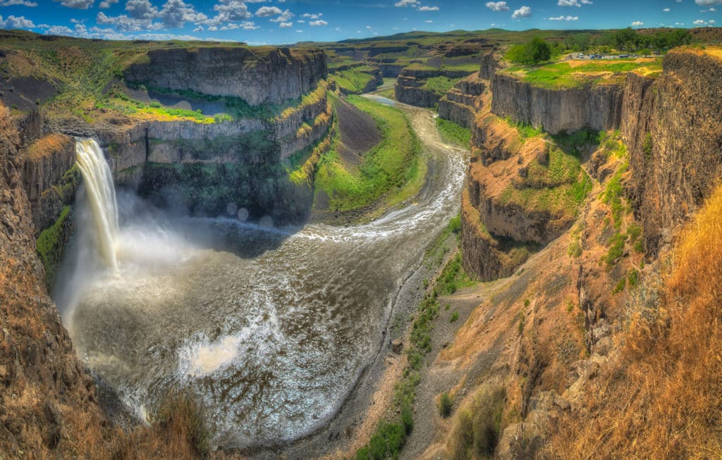 This panorama shows not only Palouse Falls, but also the columnar balsalt canyon of the Palouses River as it head south to join the Snake River, near Perry, Washington.