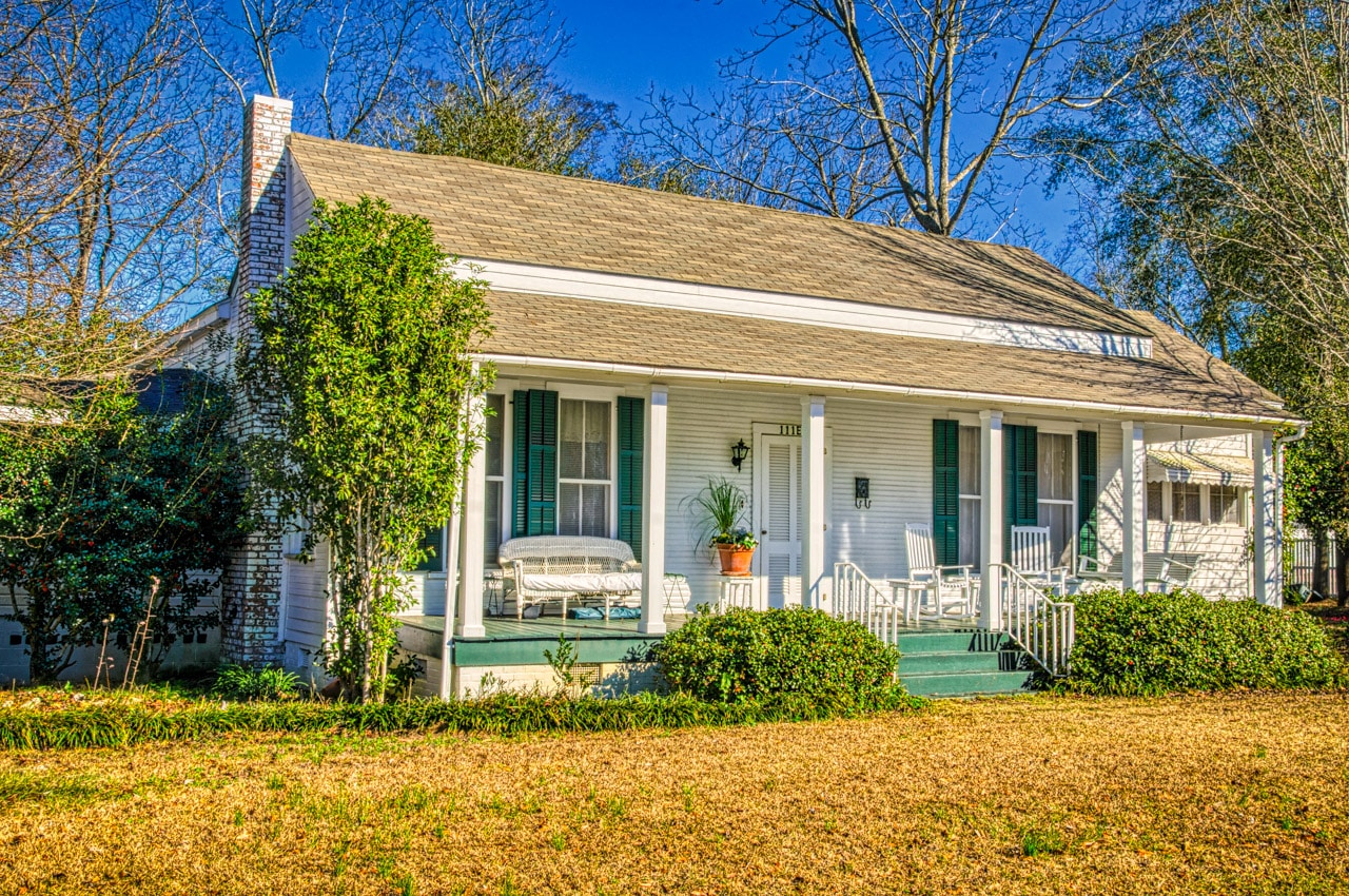 This 1840 house was the home of one of the first doctors in Evergreen, Alabama.