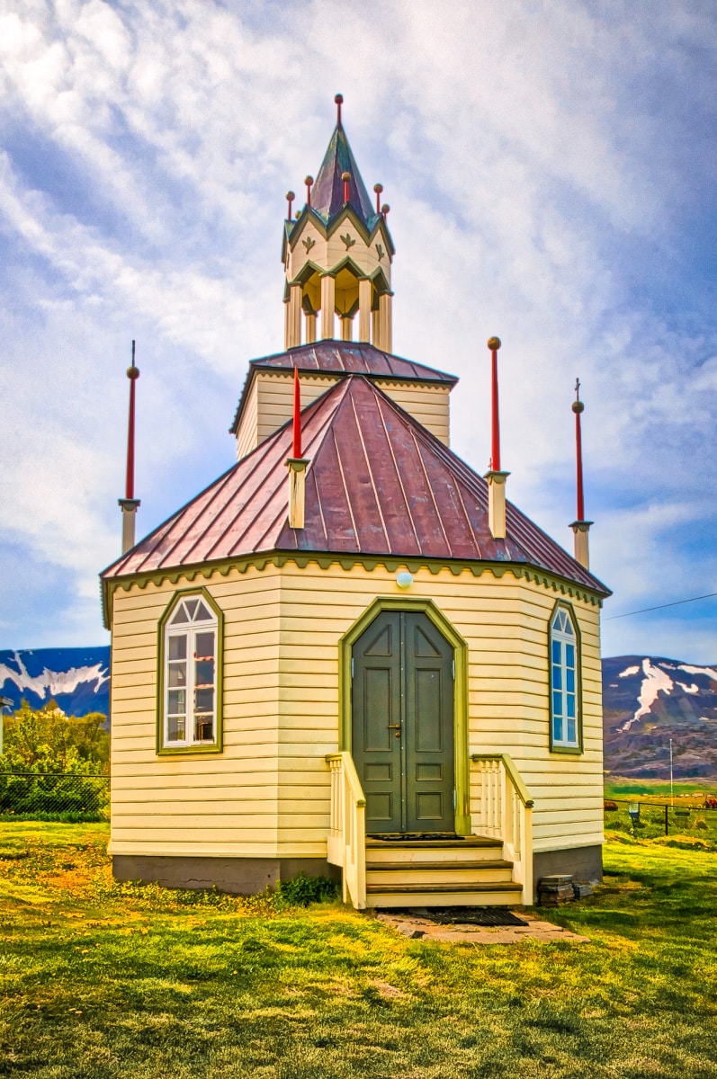 The church is octagonal. Iceland seems to treasure creativity and individualism.